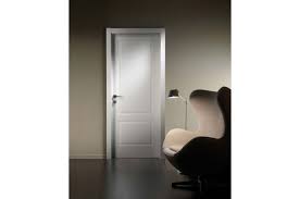 Separa gli ambienti con leggerezza, evidenziando i giochi. Porte Interne In Legno Ferrerolegno