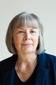 Linda Hoisington's Instagram, Twitter & Facebook