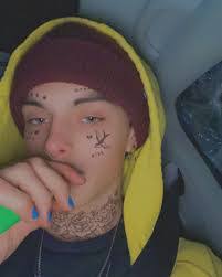 Tanisha Mcintosh's Instagram, Twitter & Facebook