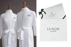 Nov 14, 2020 · 70 good gifts for coworkers you actually like you can't pick your coworkers, but sometimes you get lucky and there are some you actually want to be friends with. 12 Lovely Wedding Gift For Coworker That Will Melt Their Heart This Gifts For Men