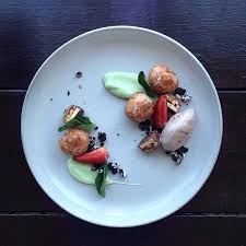 Check spelling or type a new query. This Guy Is Plating Junk Food Like High End Cuisine And It S Awesome Twistedsifter