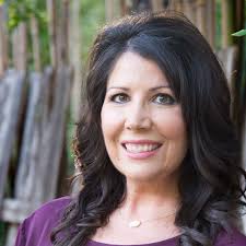 Loni Karnes, REALTOR