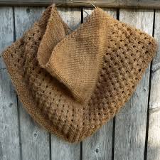 Kristin Hellberg If You Re Happy And You Know It One Skein Elk Tooth Shawl Free Pattern Knitting Accessories Shawl Knitting Patterns Knit Or Crochet