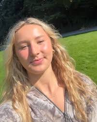 Happy first day of school Dawgs! Don’t forget your essentials this week ✏️💻