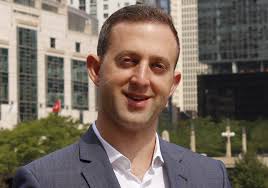 A candidate's dilemma: Avoiding Romney's mistakes