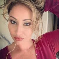 10+ "Griffee" profiles