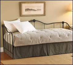 The daybed cover can be a quilt or comforter and generally has more structure than standard bedding, so it fits the daybed like a glove. Mattress Cover Outdoor Daybed Mattress Cover