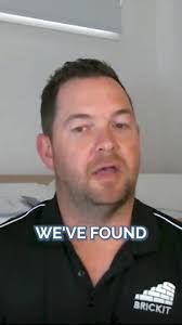 Janelle Riggs's Instagram, Twitter & Facebook