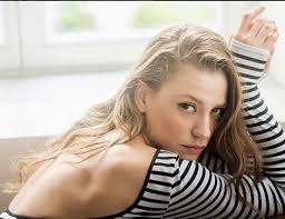 Saçta 1 saat bekletiliyor ve sonra saç ılık su ile durulanıyor. Kombinkadin Com En Twitter Serenay Sarikaya Sac Rengi Ve Sac Modelleri Kilavuzu Https T Co Hrsf3rdy6o Kombinkadin Moda Kadin Kombin Sac Stil Trend Sacrengi Makyaj Https T Co Kw7yotb2pp