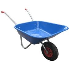 Not only is this time consuming, but you could easily hurt yourself trying to lift and carry large this wheelbarrow features a 7 cubic feet tray that can easily handle up to 400 pounds of pretty much. Gardening Tool Plastic Tray 65l One Wheelbarrow With Rubber Air Wheel China Wheel Barrow And Garden Tool Price Made In China Com