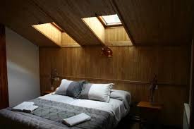 Esta casa rural se encuentra en tranco y dispone de aire acondicionado y terraza amueblada con vistas impresionantes. Casa Rural Los Parrales El Tranco Andalucia Espana