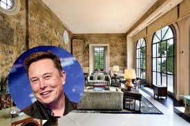 Earlier this month, the billionaire entrepreneur took to twitter to say he was selling almost all physical possessions, and would own no house. Inside Elon Musk S Four Level Mediterranean Style San Francisco Mansion Gq