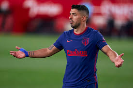 Video on luis suarez' times at liverpool so far as he signs a new contract with the club subscribe for more liverpool. Liverpool Fc Transfer News Reds Battle Inter Miami For Luis Suarez The Liverpool Offside