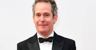 Tom Hollander: Public school actors thrive because it is 'fashionable to  sound posh'