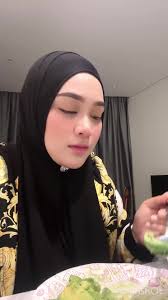 Tadi Pagi sebelum terbang ke Sabah breakfast dulu dengan Avocado dan m...