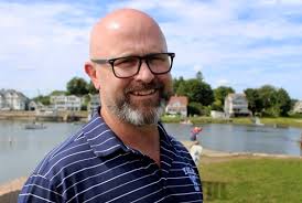 Former Navy SEAL enters Yale as a 52-year-old freshman