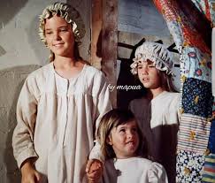 Il mattino dopo laura si sentiva molto meglio e voleva alzarsi, ma la signora scott le disse di rimanere a letto finchè non fosse arrivato il dottore. Stag La Casa Nella Prateria Little House On The Prairie Facebook