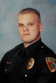 Shooter of 4 lawmen found dead near Dallas