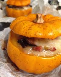 Jack Be Little Ou Mini Courges Farcies Aux Champignons Et Poireau Vegetarien Et Sans Gluten Courge Farcie Courge Recette Potiron
