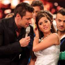 Sie kam bis ins finale.verlor aber und belegt den 2. Dsds Sarah Engels Ist Ausgeschieden Moderator Marco Schreyl Verabschiedet Sich Von Ihr Film Tv Serien