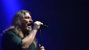 Rocker petr kolář ztvárnil mnoho muzikálových rolí a nazpíval i úvodní znělku pro seriál pojišťovna štěstí. Host Petr Kolar Mujrozhlas