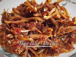 Sesuai dijadikan pembuka selera untuk makan dengan nasi, bubur, roti atau apa saja. Ikan Bilis Cili Padi Rangup Dan Garing Buat Orang Lapo