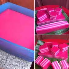 Resepi Ibukami On Instagram Buat Kuih Mcm Mcm Pun Kuih Soyok Jgk Kakjara Nk Spesel Utk Kakjara Ku Resepi Kuih Lapis Tepung Cube Traditional Desserts
