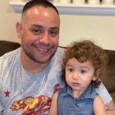 Fundraiser by Robert Flores : MY fight for Evie