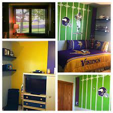 Vikings logo vikings art vikings football room ideas bedroom kids bedroom bedroom decor vikings man cave ideas football bedroom boy decor. Minnesota Vikings Bedroom For My 9 Year Old Son Skol Vikings Viking Bedroom Kids Bedroom Decor Viking Home Decor