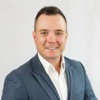 Liz Curry Email & Phone Number