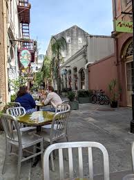 Green Goddess Brunch – suck the heads