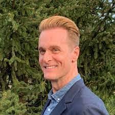 Justin Riendeau's Instagram, Twitter & Facebook