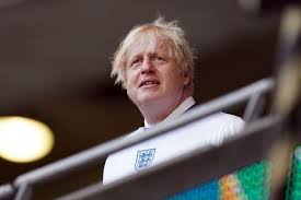 Downing street said a bank holiday is not being considered to celebrate england reaching the final, where they lost to italy on penalties on sunday evening. Should We Get An Extra Bank Holiday If England Win The Football Readers Have Their Say Oxford Mail