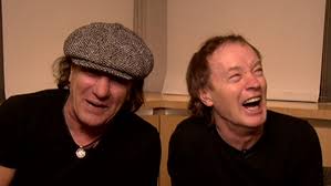 113 212 просмотров 113 тыс. Ac Dc S Angus Young Meets Roger Federer At The French Open Daily Mail Online