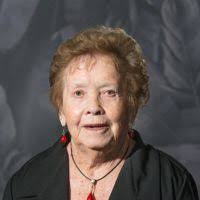 Margaret Summers's Instagram, Twitter & Facebook