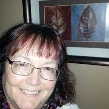 Leann Raymond's Instagram, Twitter & Facebook