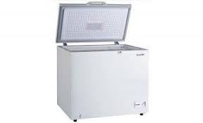 This personal fridge is perfect for people who eat at their desk, on the road or who enjoy a cold drink or snack at an arms length at all times. Chest Freezer Sharp Malaysia