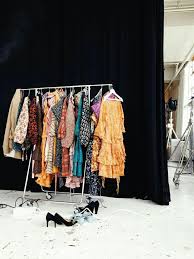 Pin By Charo On Fashion In 2020 Career Fashion Scene Fashion School Fashion