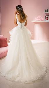 As the daughter of u.s. Hochzeitskleider 2020 White One Kollektion Modell Ella C Brautmode Brautkleid Neue Brautkleider
