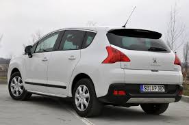 The peugeot 3008 is a compact crossover suv unveiled by french automaker peugeot in may 2008, and presented for the first time to the public in dubrovnik, croatia. Test Peugeot 3008 Hybrid4 Mega Crossover Mit Supersparpotential Magazin