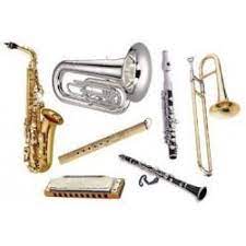 Seruling juga termasuk kedalam salah satu contoh alat musik melodis. Alat Musik Tiup Primanada