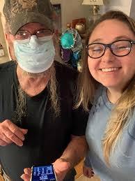 Earl Linton's Instagram, Twitter & Facebook