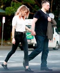 Elon musk and musician claire elise boucher, better known as grimes, kept their relationship quiet. Amber Heard Refused Elon Musk For A Long Time Amber Heard Elon Musk Amber Heard Style
