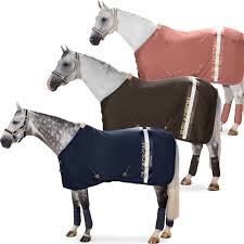 Eskadron hat es wunderbar verstanden funktionalität und design miteinander zu verbinden. Eskadron Heritage Abschwitzdecke Fleece Stripe Sport Pferdeausstattung Zubehor Perunanovaconsciencia Cat