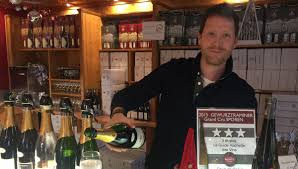 Nouvel an , épiphanie, fête des rois : Le Cremant D Alsace Produit Phare Sur Les Tables De Reveillon