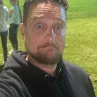 Edward Blount's Instagram, Twitter & Facebook