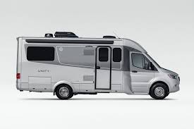 Unity Photos Leisure Travel Vans In 2020 Leisure Travel Vans Travel Van Travel And Leisure