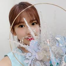 Iz One An Yujin King Of Masked Singer Source Official Izone Twt Kpop Girl Groups Cool Girl Japanese Girl Group