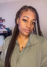 How to adjust baggy jacket in photo?