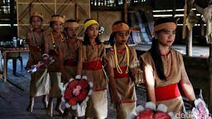 Namun, bhinneka tunggal ika bersifat universal dan komprehensif. Bhinneka Tunggal Ika Arti Tujuan Dan Maknanya